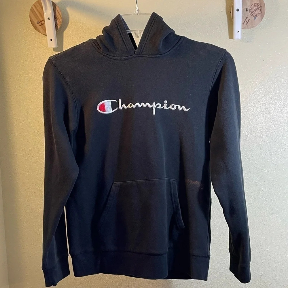 Champion Black Hoodie Sweatshirt Embroidered Logo Kangaroo Pocket Junior Sz XL